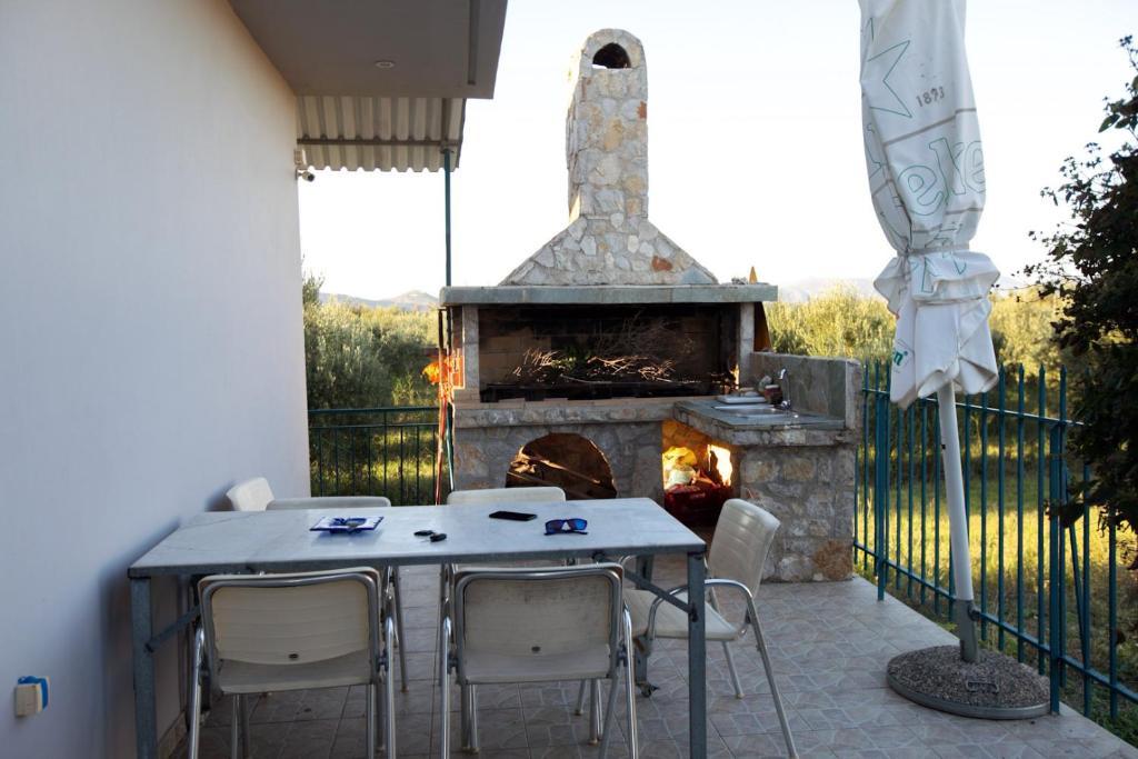 House With Sea Breeze-Anemelia Apartment Nafplio Exterior photo